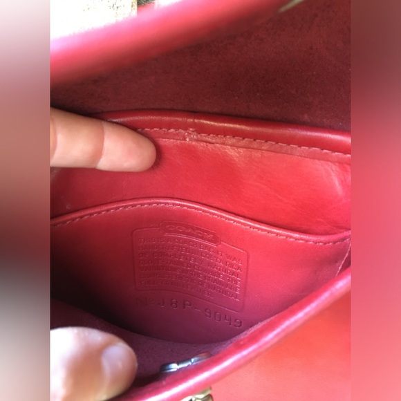 COACH Red Vintage Tango Leather Crossbody with Turn Key Latch and Flap RARE - Picture 5 of 17
